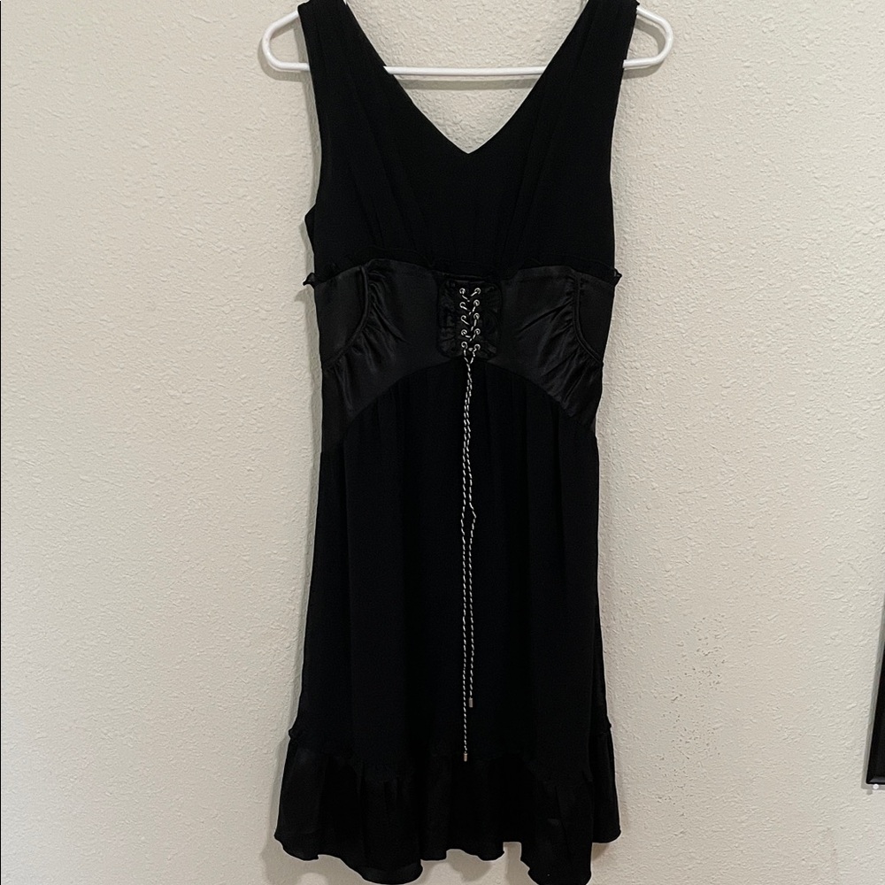 Elegant Black Sleeveless Dress
